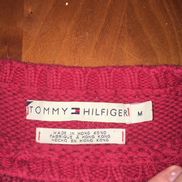 Red Tommy Hilfiger knit sweater size M - Picture 3 of 4